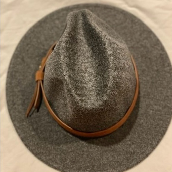 Wool Hat - Picture 2 of 4